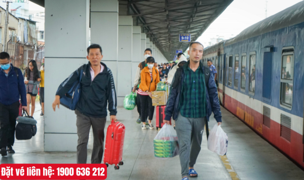 Đi tàu hỏa Tết cần có mặt tại ga trước bao nhiêu phút?